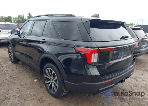 2025 Ford Explorer St-Line from USA, damaged, VIN 1FMUK8KH2SGA81005